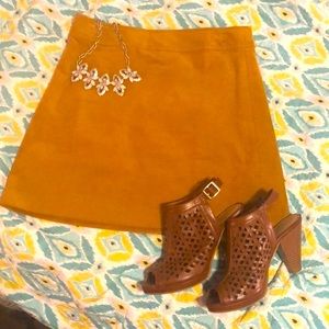 New with tags! J.Crew Tan/Brown Corduroy Skirt